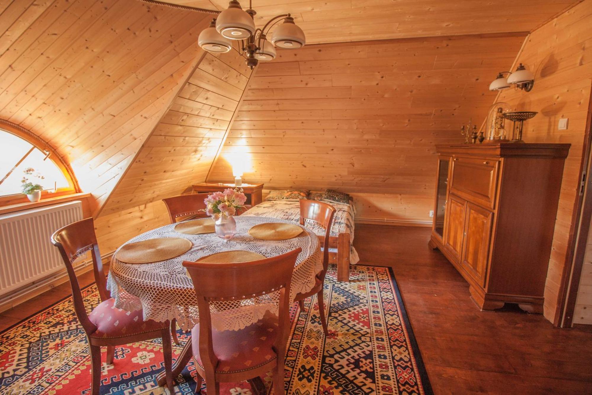 Holiday House Folwark Jelen Poniklica Extérieur photo