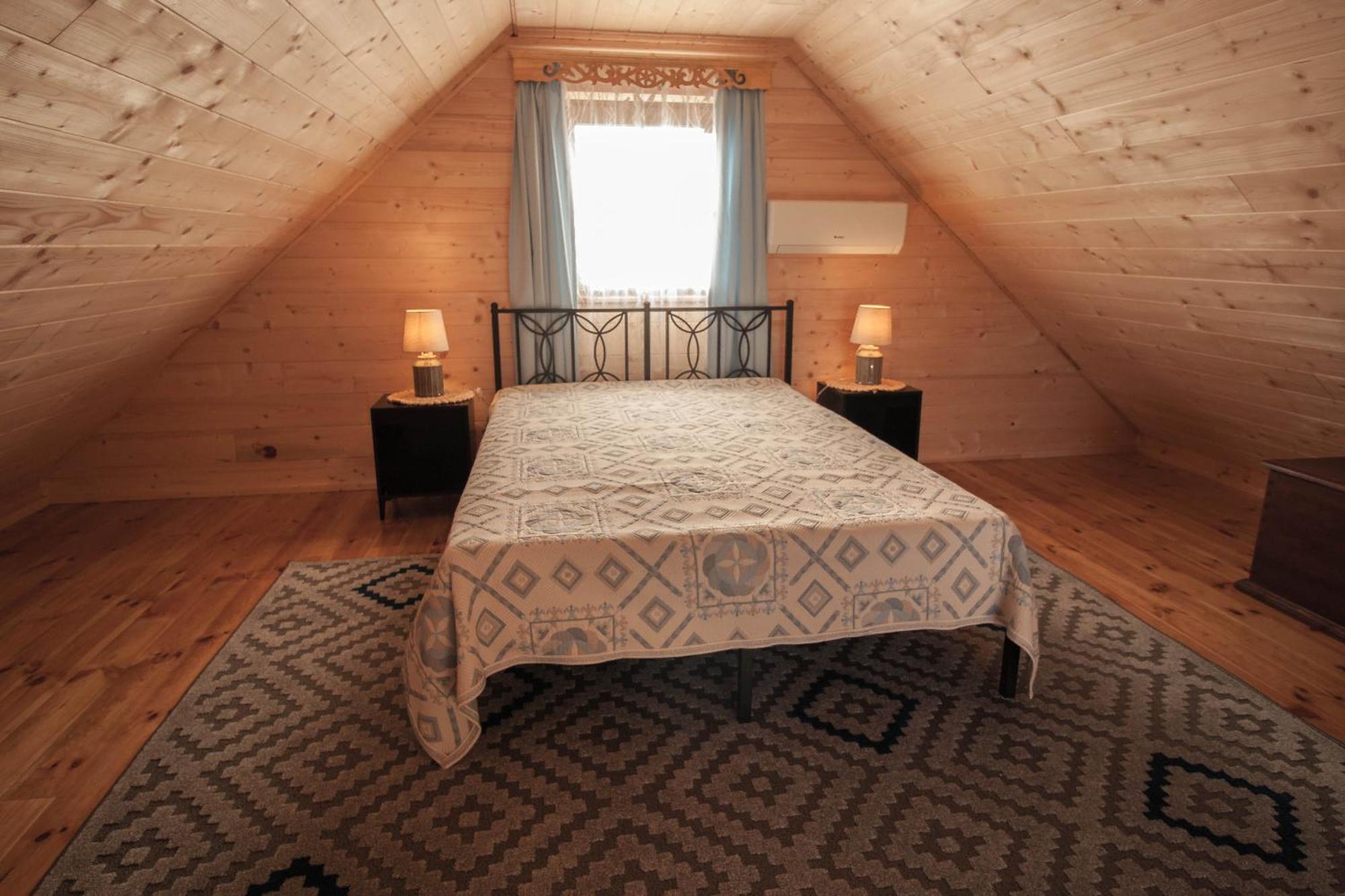Holiday House Folwark Jelen Poniklica Extérieur photo